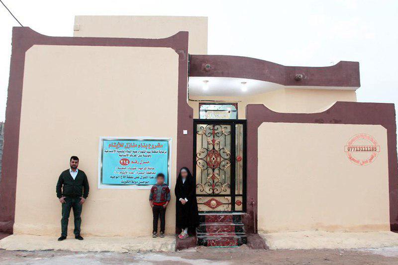 تصویر ساخت منازل مسکونی برای خانواده های ایتام از سوی کمیته حضرت سیدالشهدا علیه السلام در کشور عراق