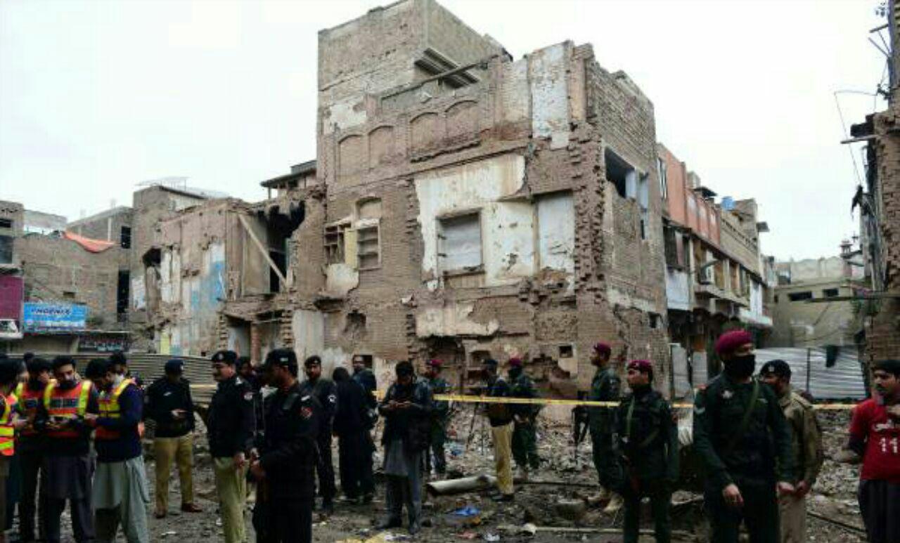 تصویر انفجار تروریستی در پیشاور پاکستان