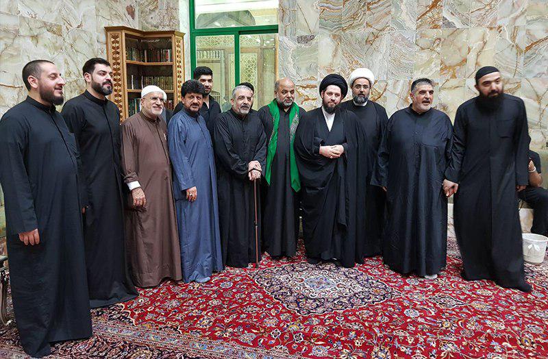 تصویر حضور حجت الاسلام و المسلمین سید احمد شیرازی در مراسم عزای ایام فاطمیه در کشور کویت