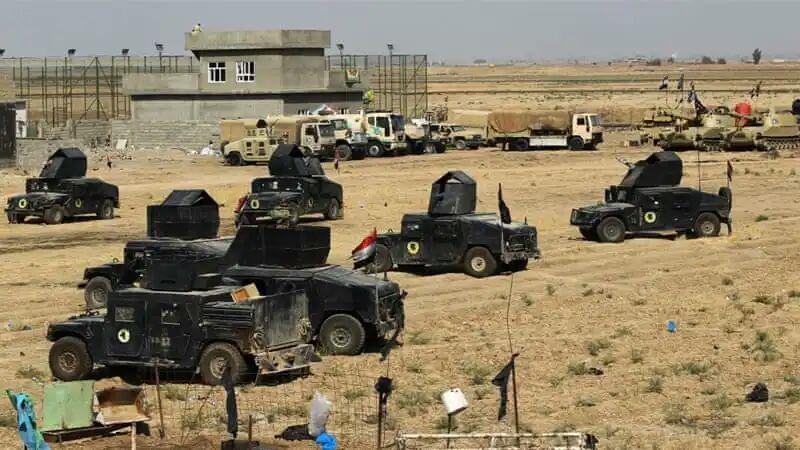 تصویر آماده شدن نیروهای عراقی برای مقابله با داعش در مرز سوریه