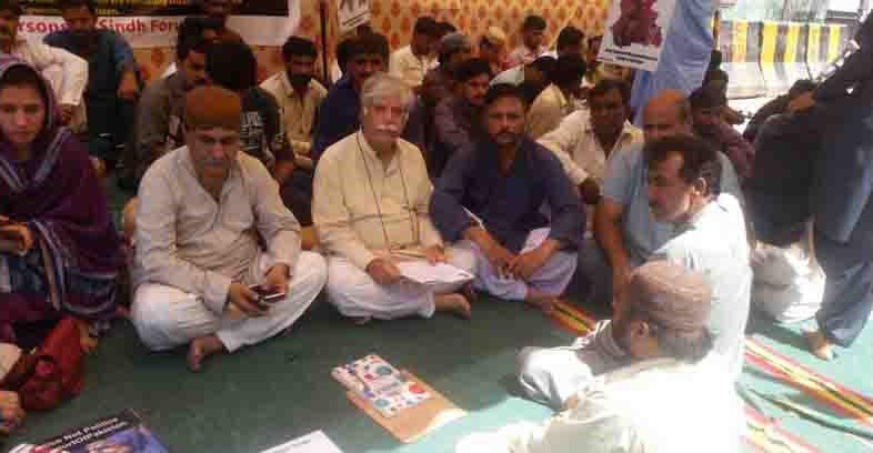 تصویر اعتصاب غذایی برای آزادی شیعیان ربوده شده در ایالت سند
