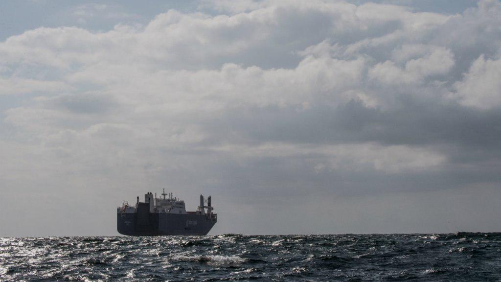 تصویر کشتی سعودی بدون بار زدن سلاح فرانسه را ترک کرد