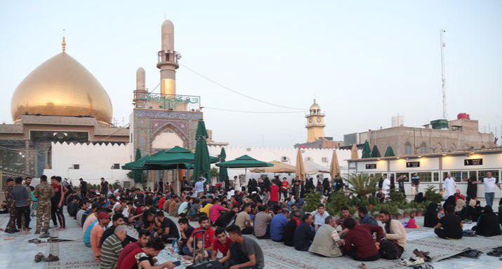 تصویر ده ها هزار زائر سامرا، در آخرین جمعه ماه مبارک رمضان، روز یاری امامین عسکریین علیهما سلام