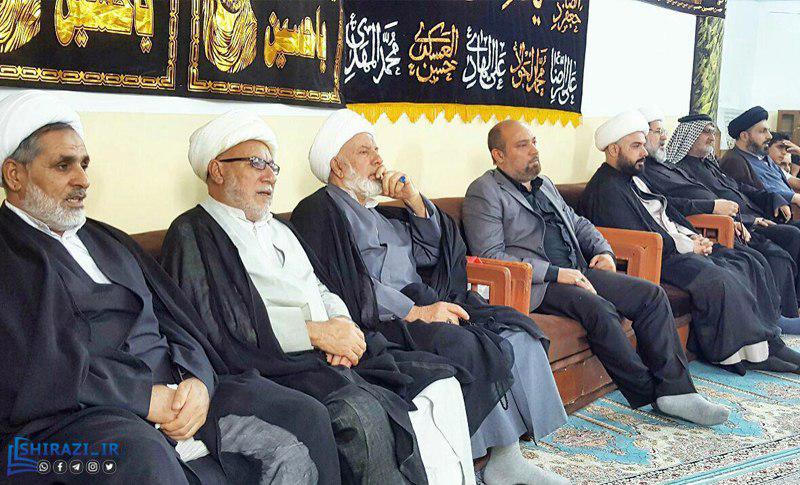 تصویر بازدید فعالان مذهبی از مرقد سلمان محمدی علیه السلام