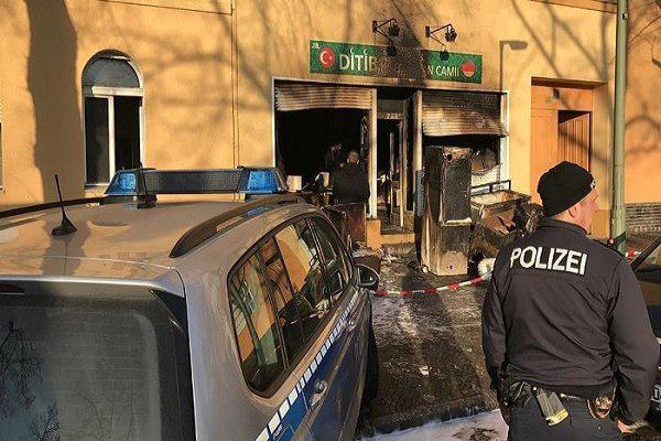 تصویر حمله اسلام ستیزانه به یک مسجد در آلمان