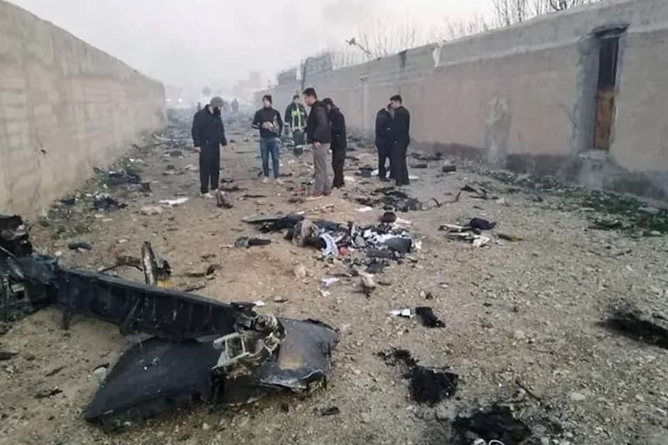 تصویر سقوط هواپیمای مسافربری خطوط اوکراین در ایران
