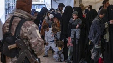 تصویر عراق ۳۸ کودک داعشی را به آذربایجان تحویل داد