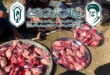 تصویر توزیع گوشت قربانی در میان نیازمندان شهر بغداد ازسوی مؤسسه مصباح الحسین علیه السلام