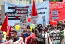 تصویر تظاهرات در مونیخ با هدف مقابله با بحران غذا و گرمایش زمین￼