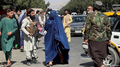 تصویر ممنوعیت ورود بانوان افغانستان به مغازه‌ها بدون حضور محرم
