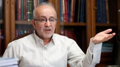 تصویر انتقاد استاد اقتصاد دانشگاه تهران از ائمه جمعه به دلیل حمایت از افزایش قیمت‌ها