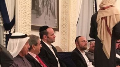 تصویر دیدار اعضای یک سازمان یهودی با مقامات ارشد عربستان