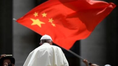 تصویر واتیکان چین را به نقض پیمان دوجانبه متهم کرد