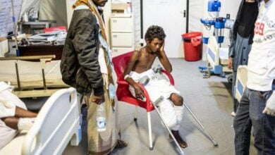 تصویر ۱۵۹ کشته و زخمی تنها در یک شهر بر اثر انفجار مین های جا مانده در جنگ یمن