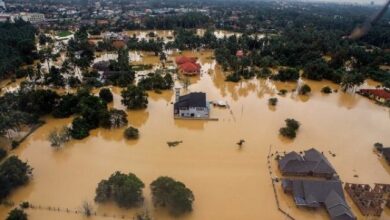تصویر آواره شدن ده ها هزار نفر به دلیل وقوع باران های سیل آسا در مالزی