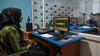 تصویر تعطیلی نیمی از رادیوهای افغانستان