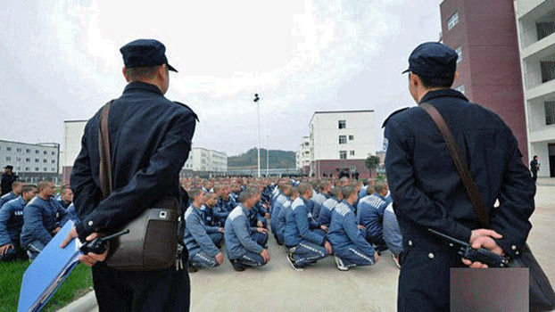 تصویر شکنجه و اعدام هزاران زن مسلمان اویغور در زندان های چین