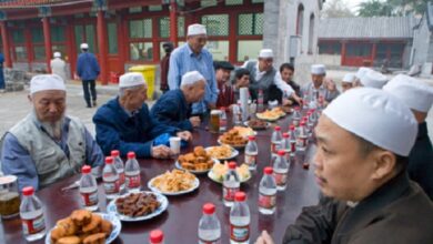 تصویر جاسوسی دولت مرکزی چین از مسلمانان اویغور برای جلوگیری از روزه گرفتن آنها
