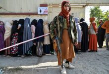 تصویر نگرانی سازمان عفو بین‌الملل از وضعیت زنان در افغانستان