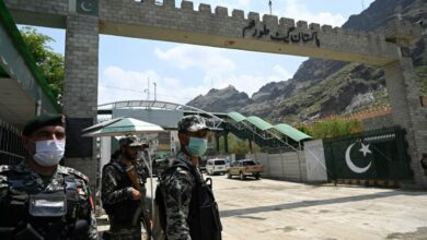 تهدید طالبان به بستن دو گذرگاه مرزی با پاکستان