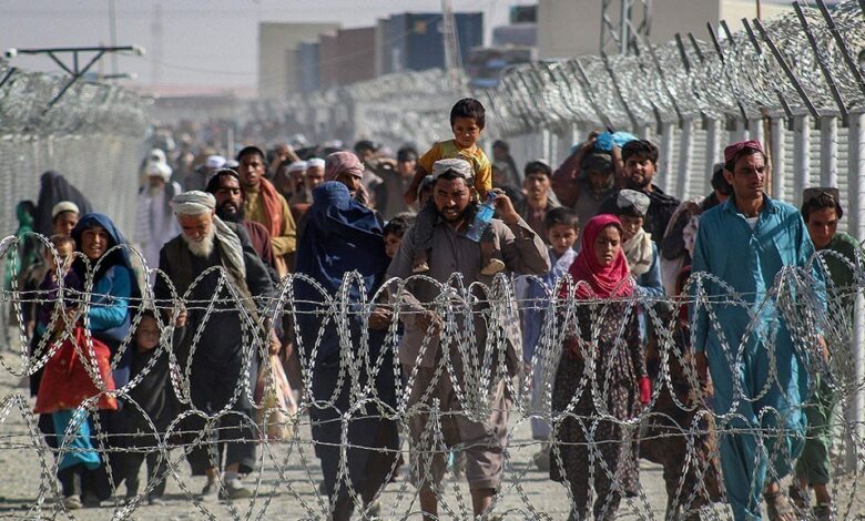سازمان عفو بینالملل از پاکستان خواست اخراج اجباری پناهجویان گریخته از طالبان را متوقف کند