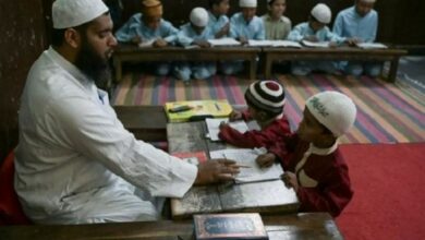 دادگاه عالی هند حکم ممنوعیت فعالیت مدارس اسلامی در اوتار پراداش را تعلیق کرد