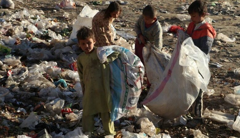 سازمان ملل: بیش از ۱۲ میلیون کودک در افغانستان به کمکهای بشردوستانه نیاز دارند