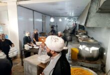 توزیع صدها بسته معیشتی و پک افطاری میان نیازمندان شهر مقدس قم در ماه مبارک رمضان