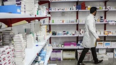 بحران کمبود و گرانی دارو در ایران، تحریم‌ها بهانه دولت، مردم جانشان را از دست می‌دهند