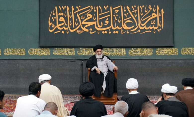 آیت الله العظمی شیرازی: فرق خدای متعال و معصومین علیهم السلام در این است که خدا هر چه دارد، متعلق به خودش است، اما آنچه در اختیار معصومین قرار داده، متعلق به خودشان نیست، بلکه متعلق به خدای متعال است