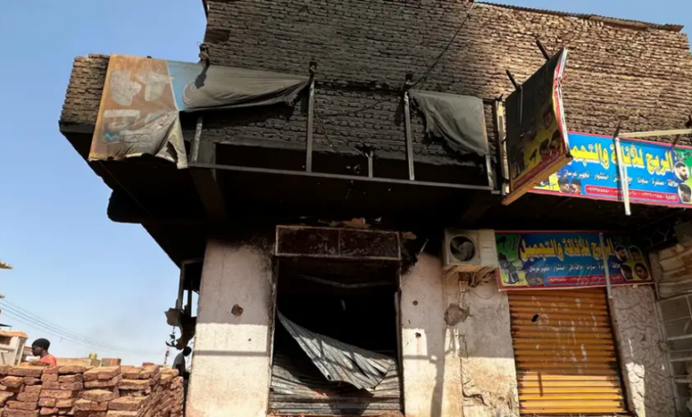 در پی حمله هوایی در بازاری در پایتخت سودان بیش از 20 نفر جان باختند