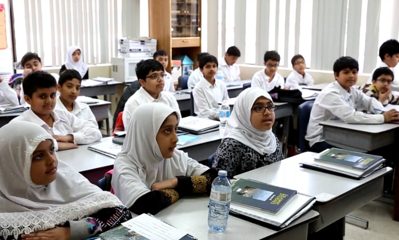 آموزش ارزشهای اسلامی در مدرسه دولتی مونترال در تعطیلات آخر هفته