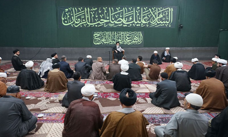 آیت الله العظمی شیرازی: زنده بودن ائمه اطهار و پیامبران و شهدا به معنای زنده بودن پس از خروج روح از بدن است