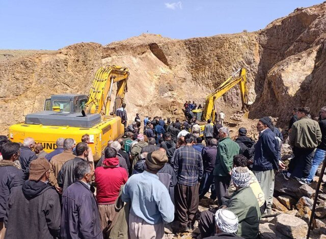 ریزش معدن در مهاباد جان یک کارگر را گرفت