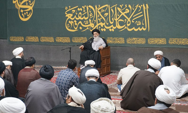 آیت الله العظمی شیرازی: طلب حاجات هم از طریق خدای متعال و هم معصومین علیهمالسلام صحیح است