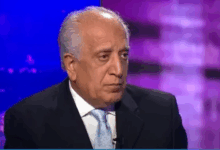 اتهام «معاونت در جنایت علیه بشریت» برای همسر زلمی خلیل‌زاد از سوی فعالان زن افغانستانی