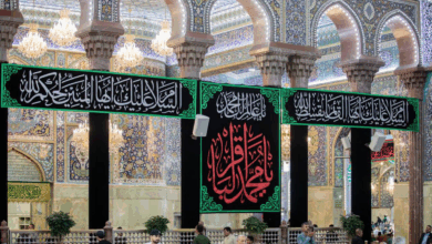 حرم مطهر حضرت سیدالشهدا در سوگ شهادت امام محمد باقر علیه السلام سیاه‌پوش شد