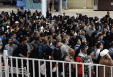 ورود پرشور زائران ایرانی از مرز مهران برای شرکت در مراسم عرفه