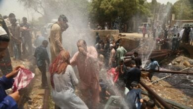 Pakistan’da hava sıcaklığı nefes aldırmıyor sadece son 6 günde 568 kişi hayatını kaybetti