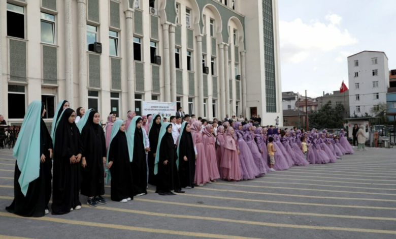 İstanbul Seyyide Zeyneb (s.a) Kur’an Kursu Öğrencilerinin Mezuniyet Töreni