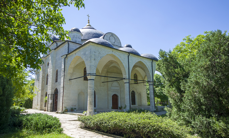 Balkanlar'da Yüzlerce Cami Siyasi Nedenlerle Yıkıldı veya Kiliseye Dönüştürüldü