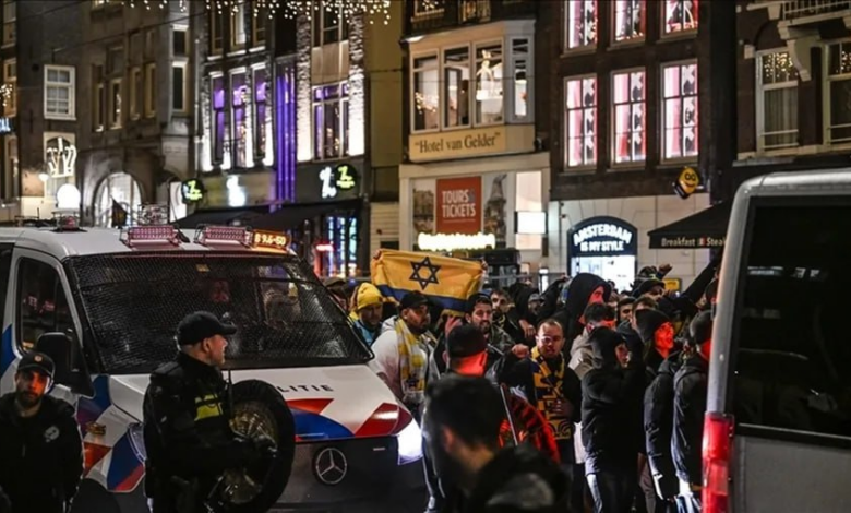 Hollanda'da Müslümanlara Yönelik Irkçılığı Protesto Eden Bakanın İstifası