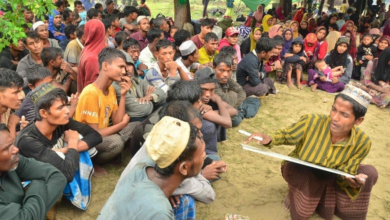 Yüzlerce Rohingyalı Mülteci Endonezya'ya Girdi