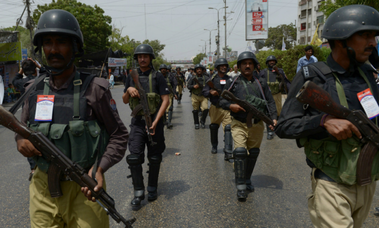 Pakistanlı Şiilerin Barışçıl Toplantılarına Polis Saldırısı