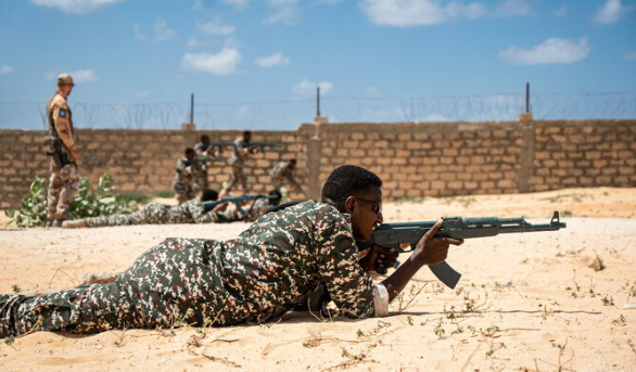 Somali'de Onlarca Aşırılıkçı Sünni Eş-Şebab Üyesi Öldürüldü