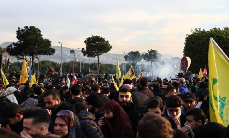 Lübnan'da Hizbullah Yanlılarının Protestoları; 26 Kişi Tutuklandı.