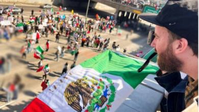 Los Angeles Sakinleri Trump'ın Göç Politikalarına Karşı Protesto Düzenledi