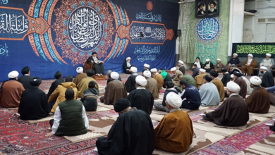 Ramazan Ayında Ayetullah Uzma Şirazi'nin İlmi Oturumları Silsilesinin Canlı ayayını